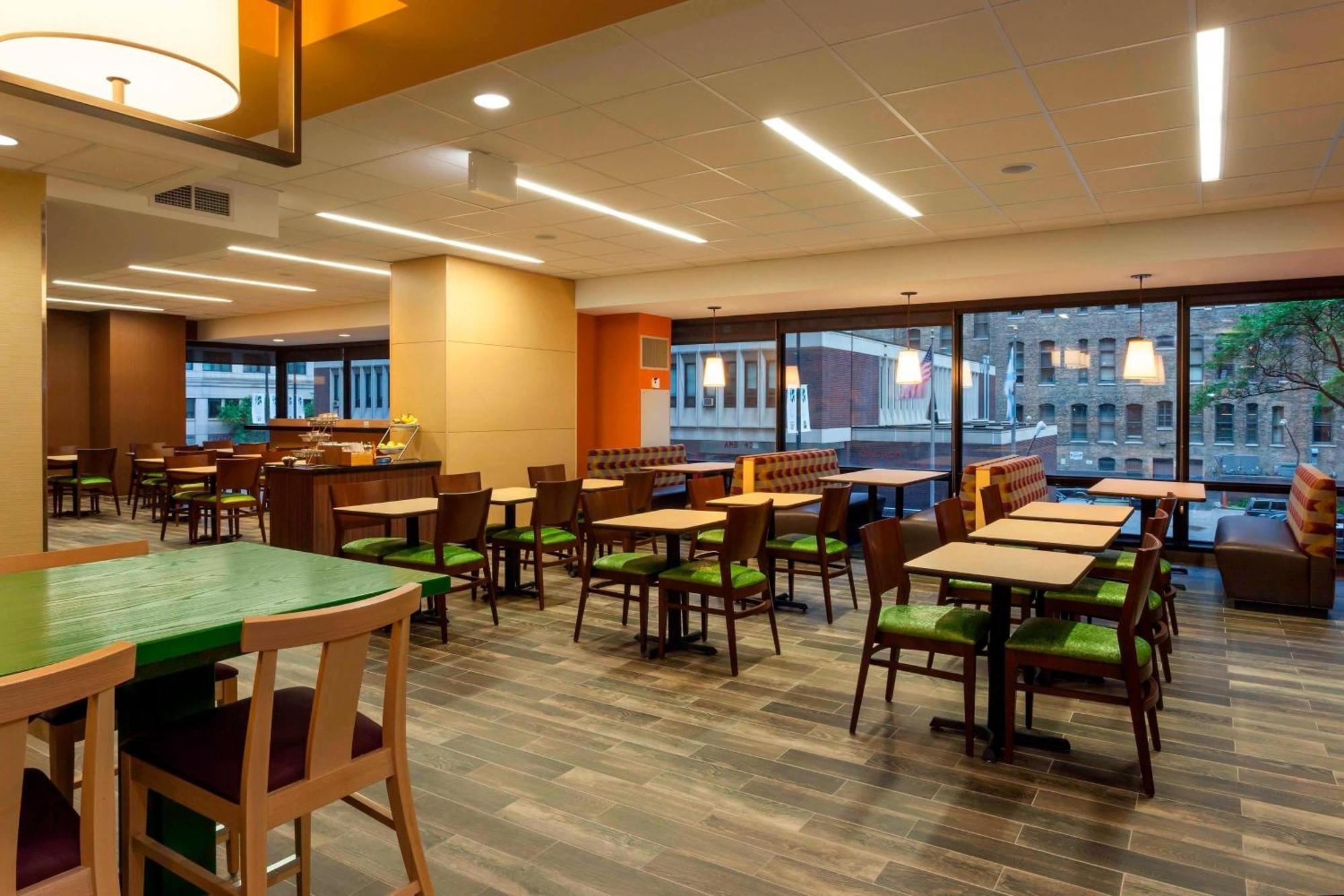 Fairfield Inn And Suites Chicago Downtown-River North Exterior foto